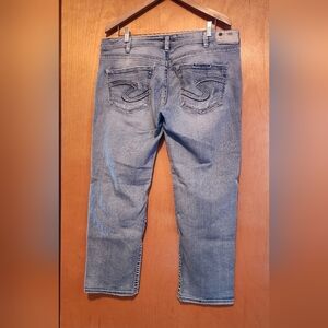 Silver Light Wash Capris